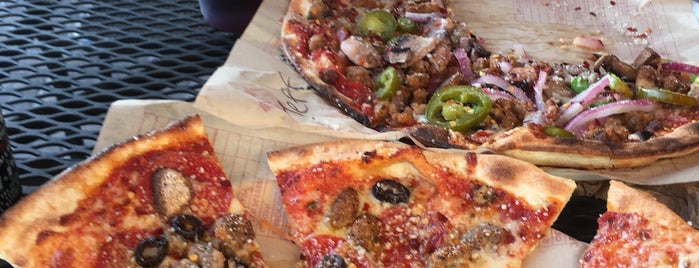 Mod Pizza is one of ᴡ : понравившиеся места.