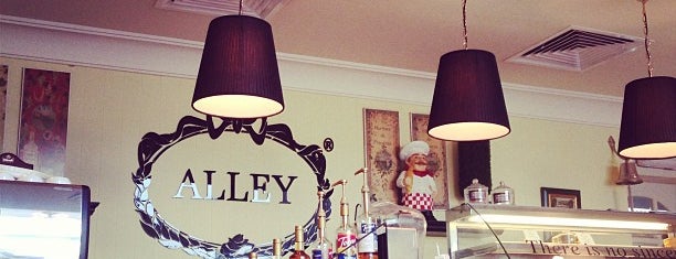 Alley Café is one of Coffee shops in Khobar.