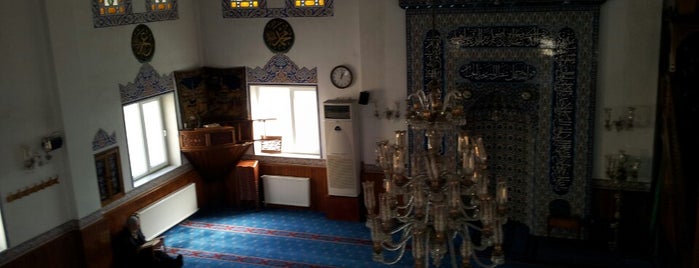 Hasan Zeyneb Camii is one of Lugares favoritos de Enes.