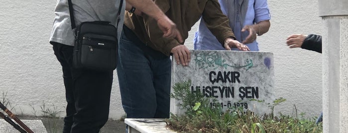 Eskişehir Asri Mezarlığı is one of Orte, die Dr.Gökhan gefallen.
