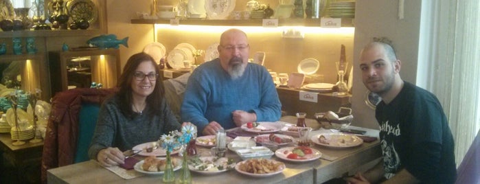 Bi'Fincan Cafe | Home Accessory is one of Eskişehir.