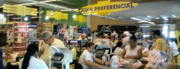 Frangolândia Supermercado is one of Compras.