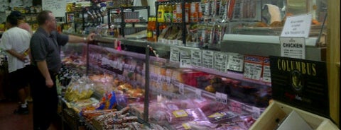 Market Place Meats & Deli is one of Annie 님이 좋아한 장소.