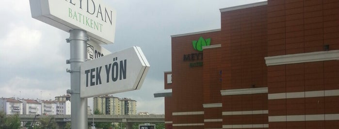 Meydan Batıkent is one of Posti che sono piaciuti a Önder Bozdemir.