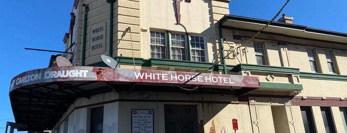 White Horse Hotel is one of Sydney Pubs.