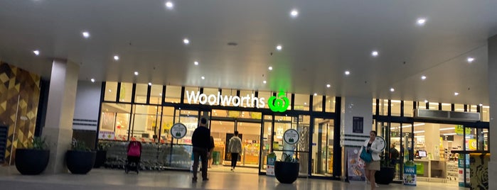 Woolworths is one of Orte, die Darren gefallen.