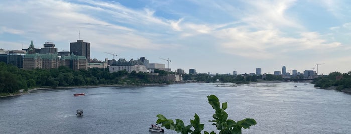 Ottawa River is one of Ottawa.