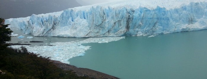 Parque Nacional Los Glaciares is one of 7 Maravillas de Argentina.
