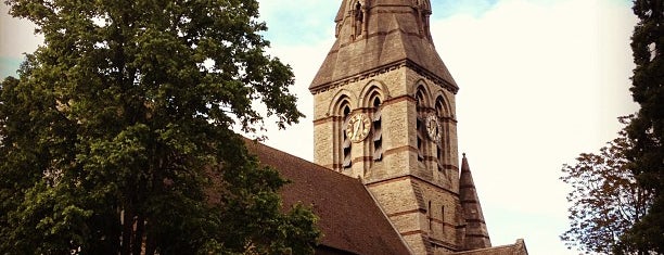 St Anne's College is one of Lieux qui ont plu à Atif.