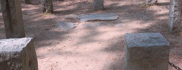 Henry David Thoreau Cabin Site is one of Lieux sauvegardés par Kimmie.