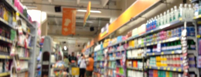 Supermercado Super Luna is one of Prefeituras.