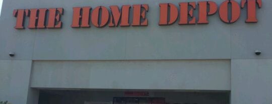 The Home Depot is one of Sebastianさんのお気に入りスポット.