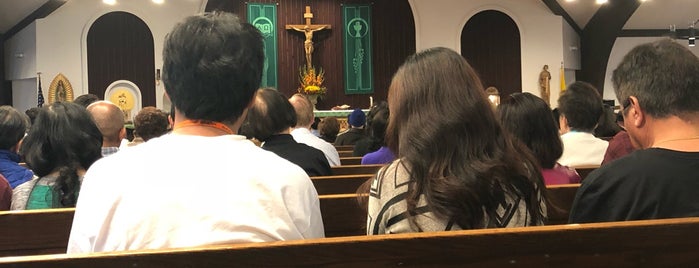 St. Victor's Catholic Church is one of สถานที่ที่ Booie ถูกใจ.