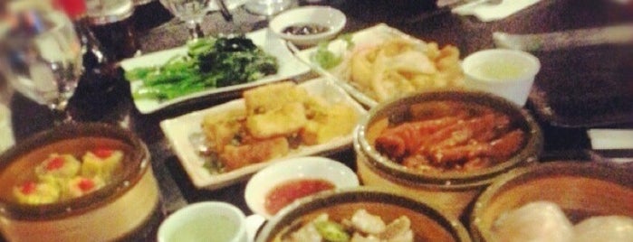 O'Asian Kitchen is one of Cusp25 님이 좋아한 장소.