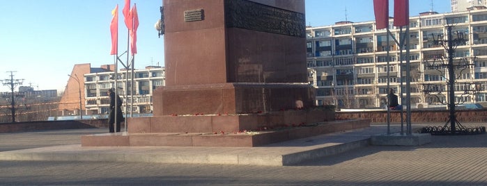 Памятник маршалу Жукову is one of Экскурсия по Иркутску.