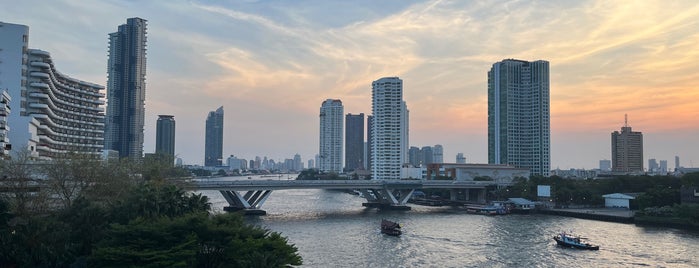 Shangri-La Hotel, Bangkok is one of The 15 Best Places with Water Views in Bangkok.