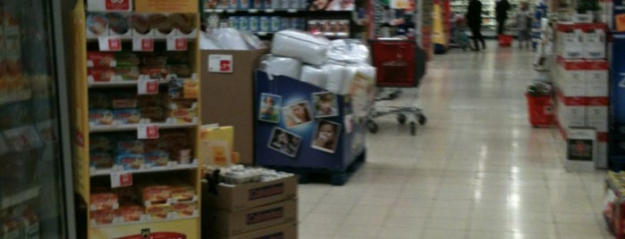Delhaize is one of Annicq’s Liked Places.