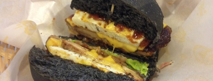 Stacks Burger is one of Café and Ho Chiak in Penang..