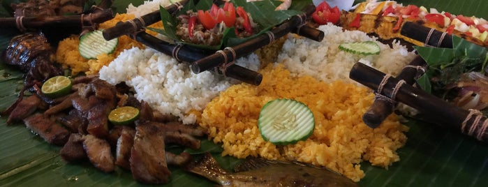 Bilao at Palayok Seafood and Native Restaurant is one of Dine in Puerto Palawan.