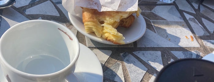 La Fiorentina is one of breakfast roma.