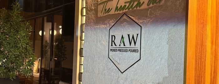 The Health Bar by RAW is one of Riyadh restaurant 🍔🍕.