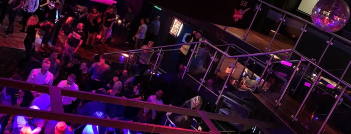 Club M is one of Dublin Nightclubs.
