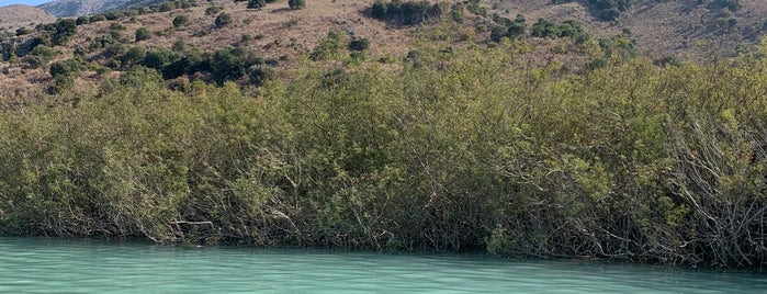 Kournas Lake is one of Lugares favoritos de Oksana.