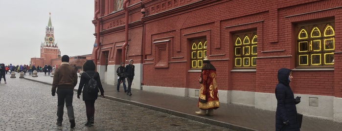 The State Historical Museum is one of Tempat yang Disukai Oksana.