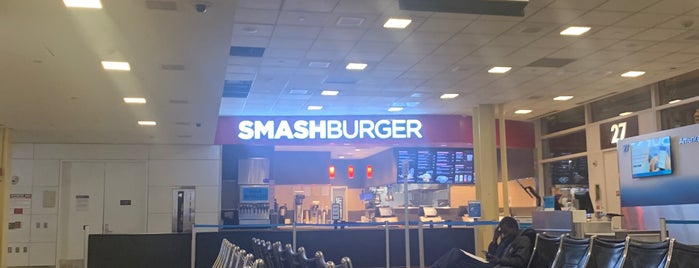 Smashburger is one of Orte, die Graham gefallen.