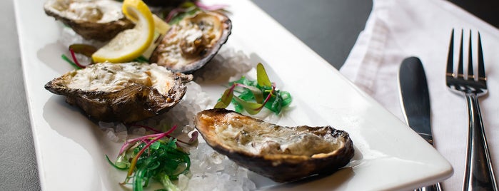 Cove Oyster Bar and Grille is one of Charleston.
