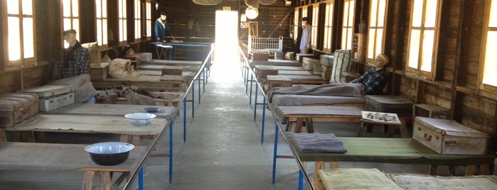 Atlit Detention Camp is one of Danielle 님이 좋아한 장소.