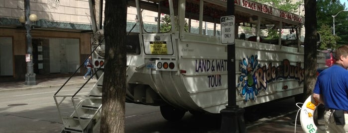 Duck Tour is one of Seattle To-Do List.
