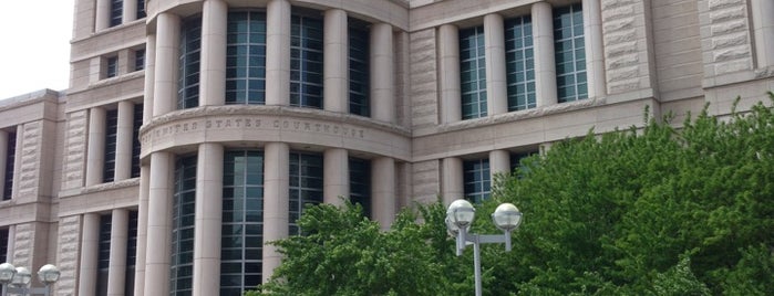 Thomas F. Eagleton U.S. Courthouse is one of St Louis, MO.