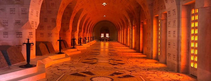 Ossuaire de Douaumont is one of Orte, die Marcelo gefallen.