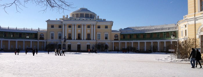 Павловский дворец is one of Дворцы Санкт-Петербурга -Palaces of St. Petersburg.