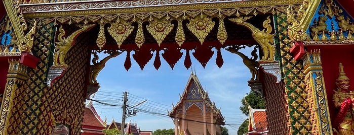 Wat Pichai Songkhram is one of อยุธยา สุพรรณบุรี.