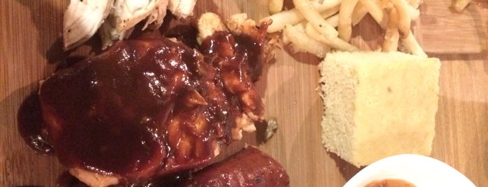 Weiland Taphouse & BBQ is one of Tempat yang Disukai Tammy.