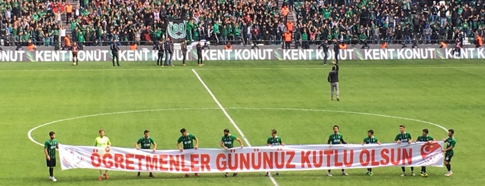 Yıldız Entegre Kocaeli Stadyumu is one of Lugares favoritos de mustafa.