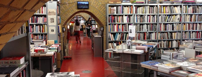 Bücherbogen is one of BERLIN16.