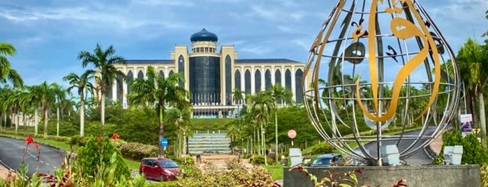 Universiti Sains Islam Malaysia (USIM) is one of Learning Centres, MY #1.