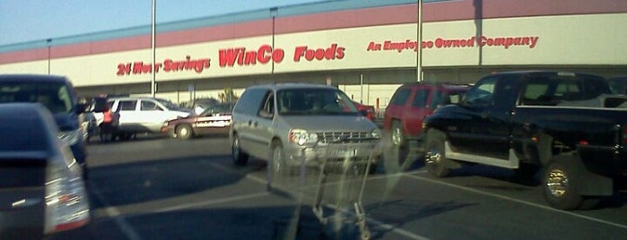 WinCo Foods is one of Lieux qui ont plu à Peter.