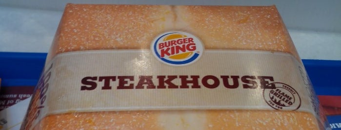 Burger King is one of Locais curtidos por Sarah.