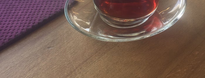 Cafe İstanbul is one of YüzdeX Tandoğan.