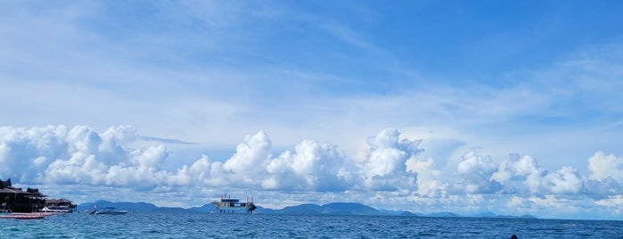 Kapalai Island is one of Sabah.