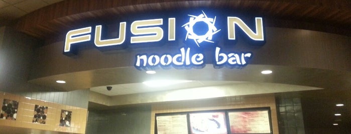 FUSION Noodle Bar is one of สถานที่ที่ Michael ถูกใจ.