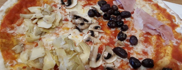 La Fabbrica Della Pizza is one of Nightstop.