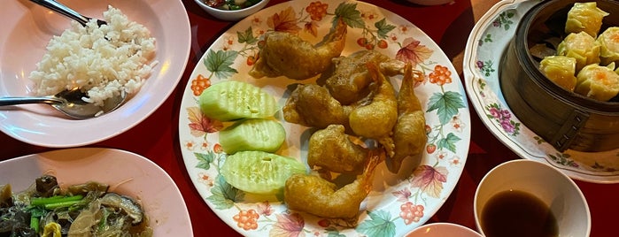 ตี๋กระเพาะปลา is one of Dinner - nearby silom.