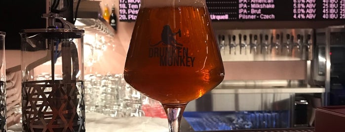 Drunken Monkey Bar is one of Craft Beer Kiev Route.