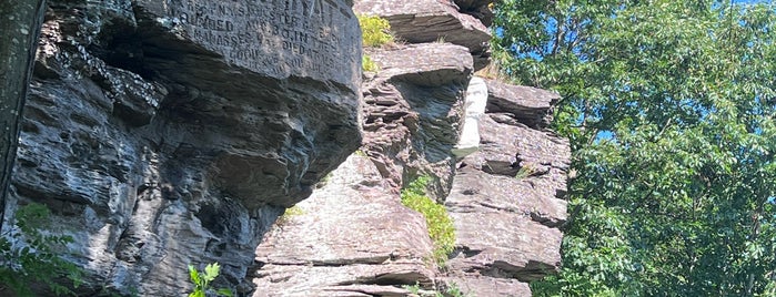 Pratt's Rocks is one of My Side of the Mountain.