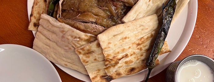 Meşhur Denizli Kuzu Tandır is one of Kebap/Et.